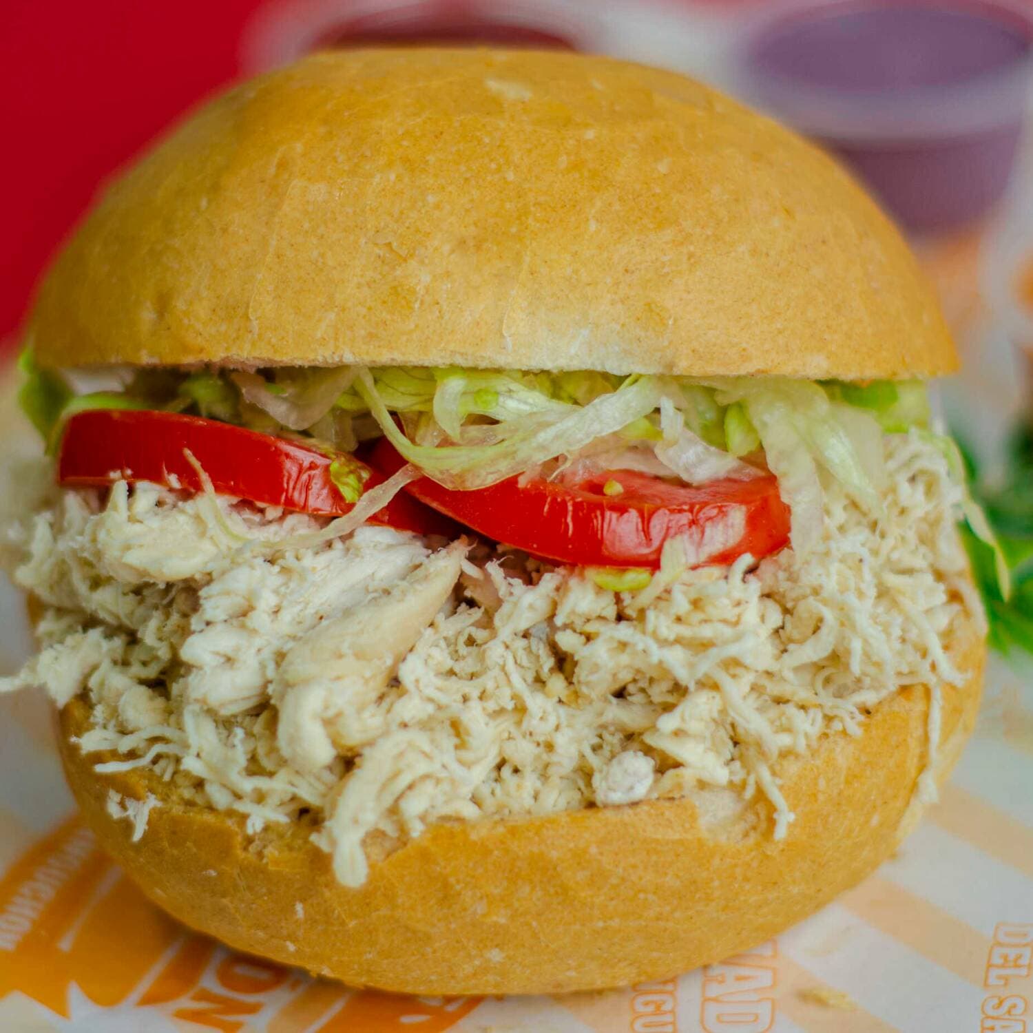 Sándwich de Pollo con 2 Jamones