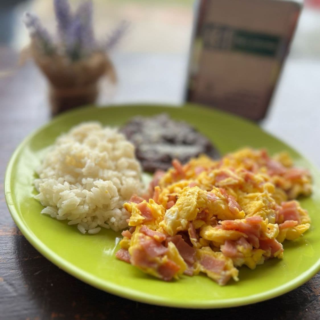Huevo Con Jamón
