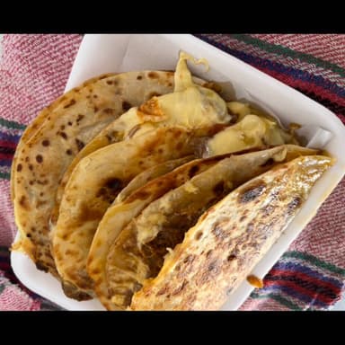 combo* QUESABIRRIAS* CONSOME Y COCA