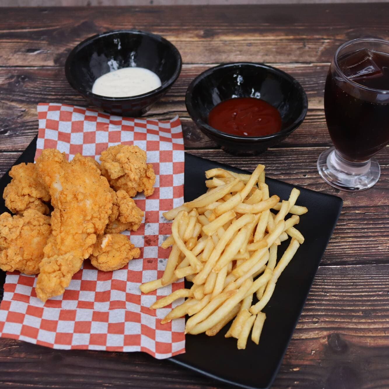 Combo Boneless, Papas y Coca