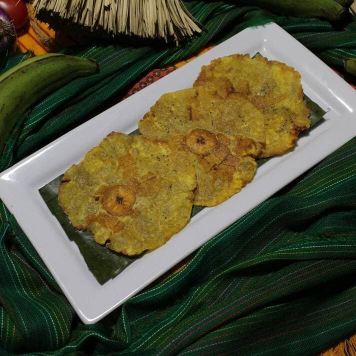 Tostones de plátano verde
