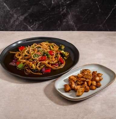 Noodles Asiáticos con Pollo Oriental
