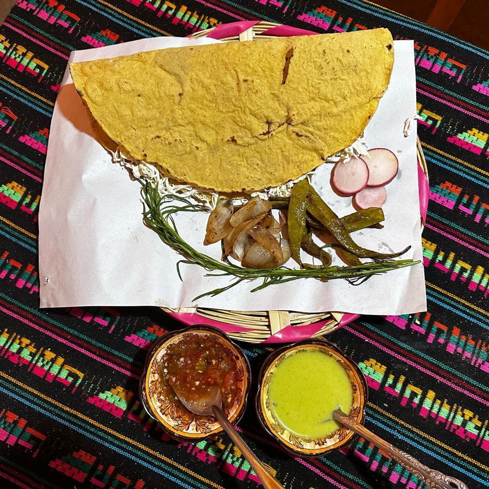 Tlayuda Amarilla