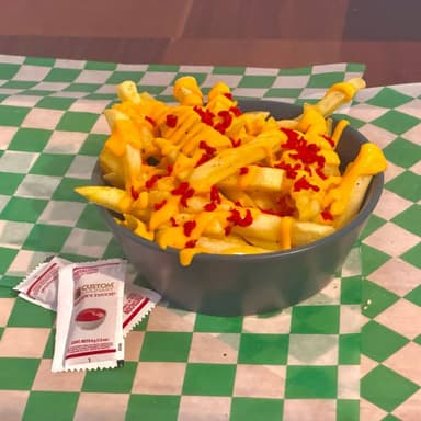 Papas con Queso y Tocino