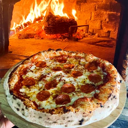 Promoción 2 Pizzas de Pepperoni o hawaianas