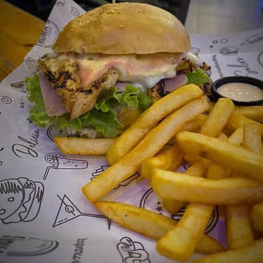 Hamburguesa Clásica Pollo Pechuga