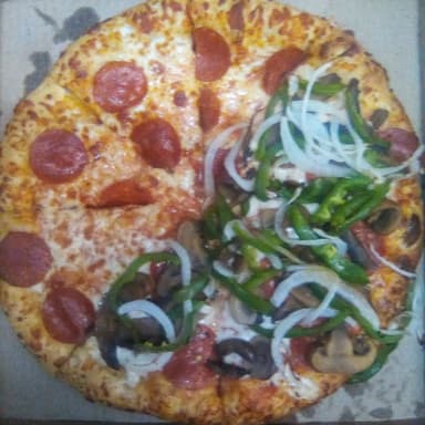 Mediana 1/2 Pepperoni 1/2 Super Esp.