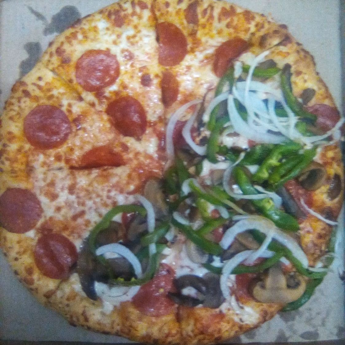 Mediana 1/2 Pepperoni 1/2 Super Esp.