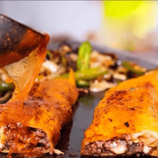 Burrote de Birria con Papas