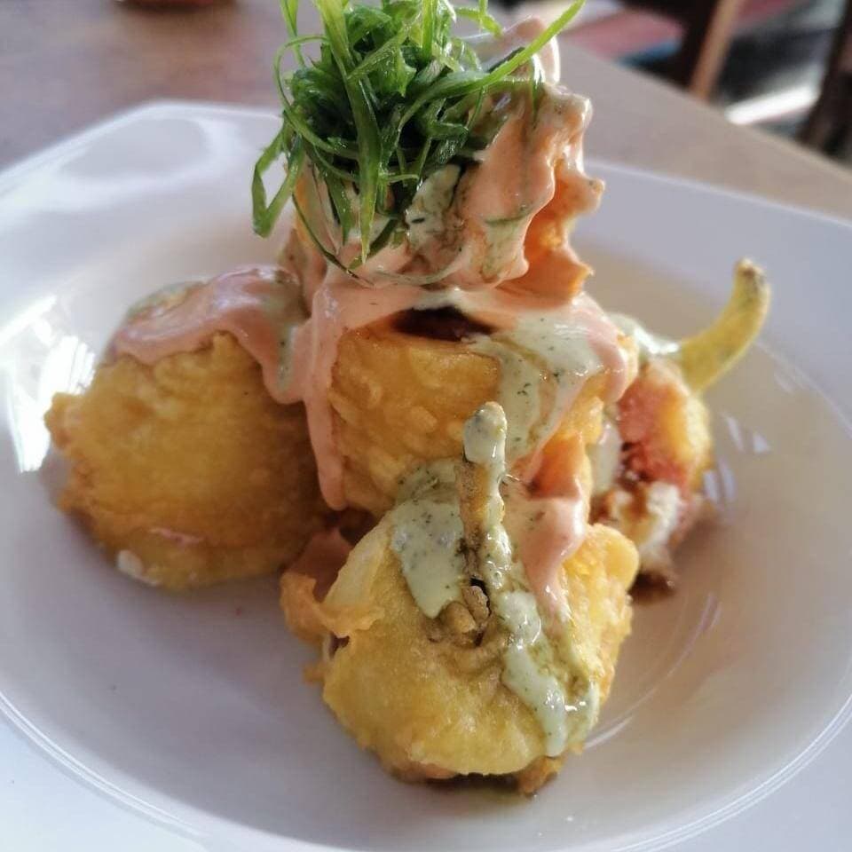 Chiles tempura marlin