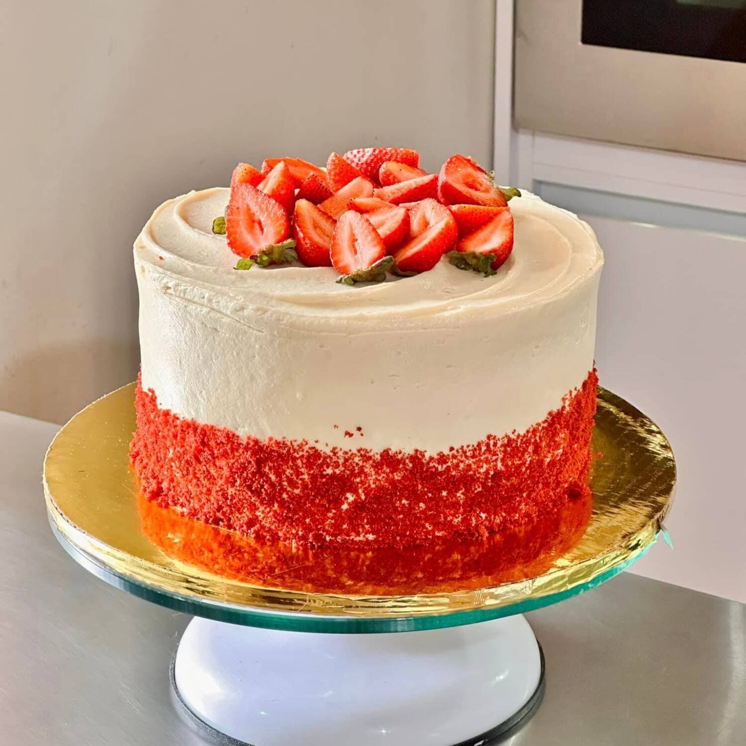 Clasico Pastel Red Velvet New York