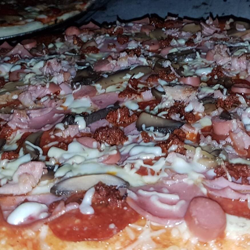 Pizza Dados Suprema Mediana