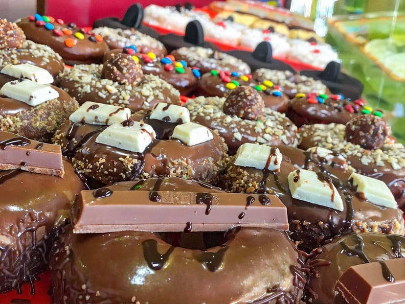 Dely Donuts Factory