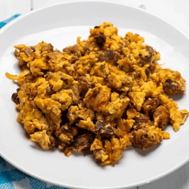 Huevos con Longaniza