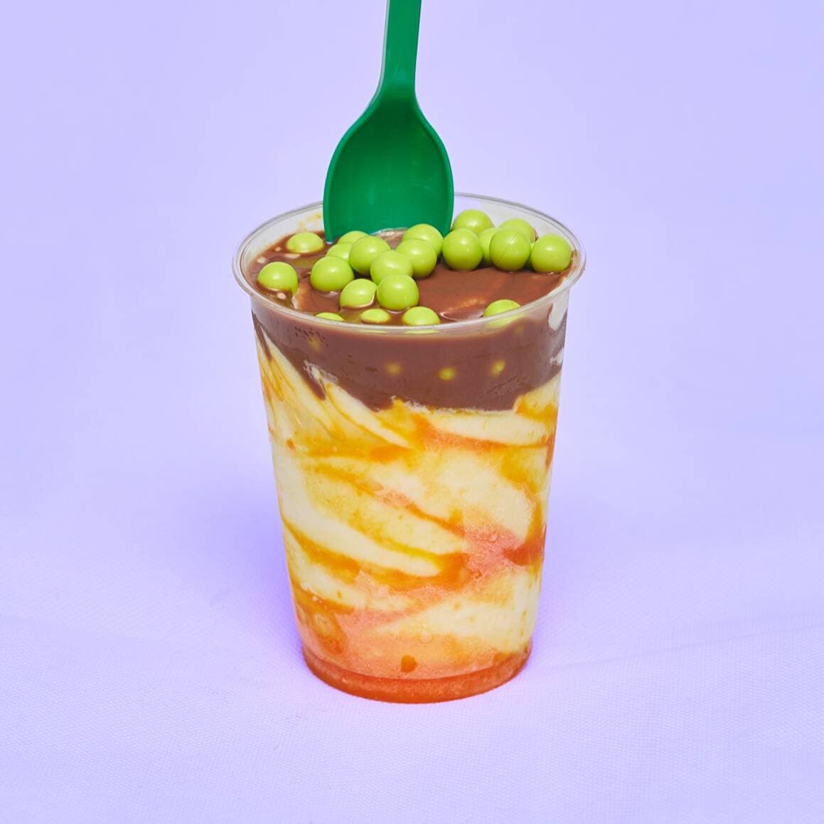 Yogurt Congelado 10 Onzas 2 Toppings