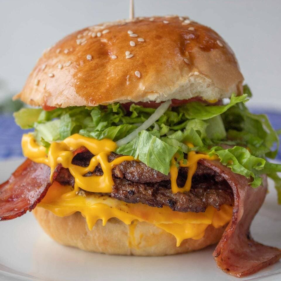 Combo de Hamburguesa Doble Torta de Res