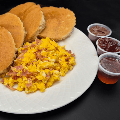 Combo Hot Cakes C/Huevo+ Café + Postre