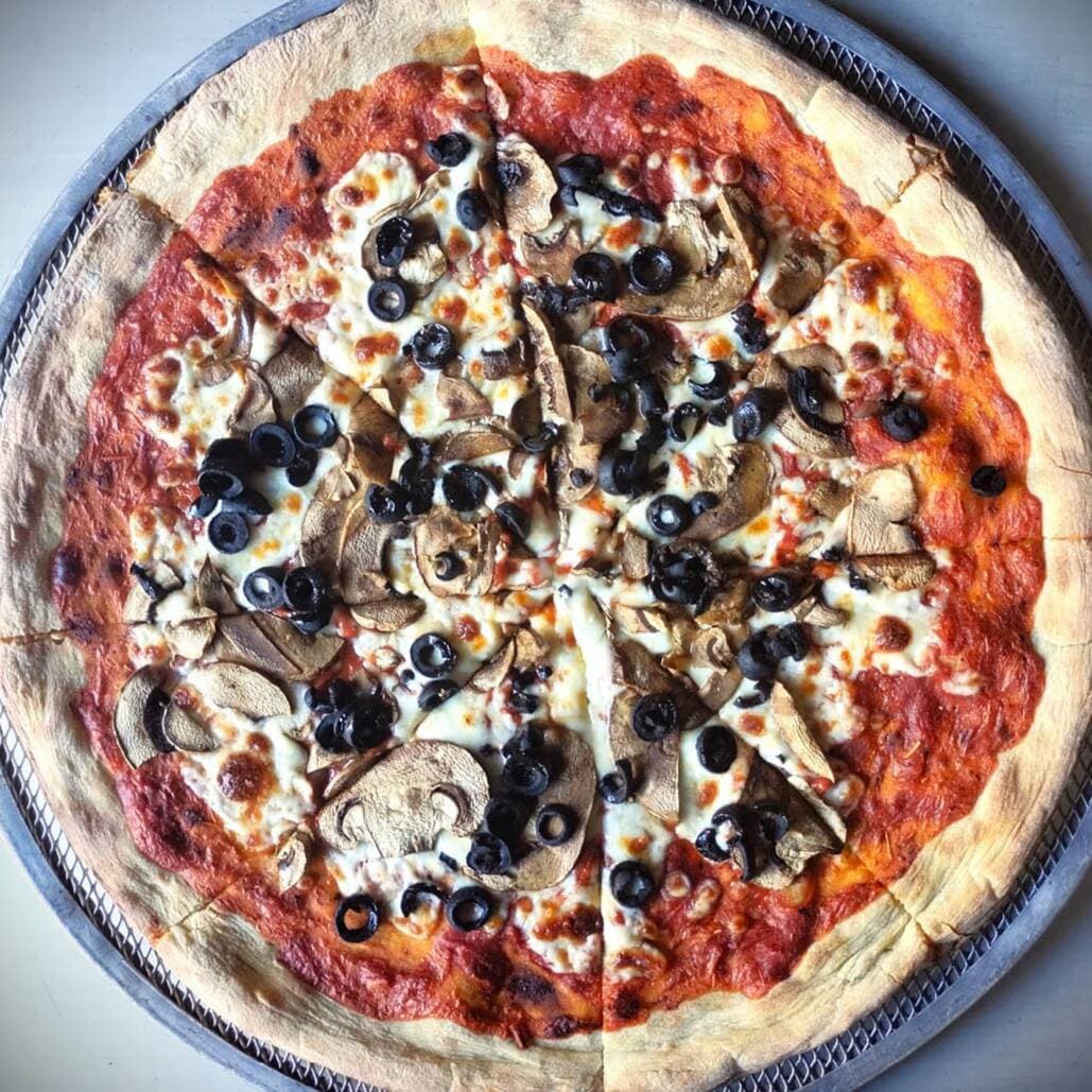 Pizza Champiñones