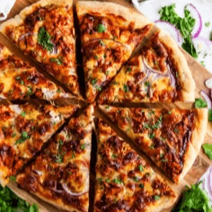 Combo Pizza Mediana 8 Porciones 40x40 + Bebida