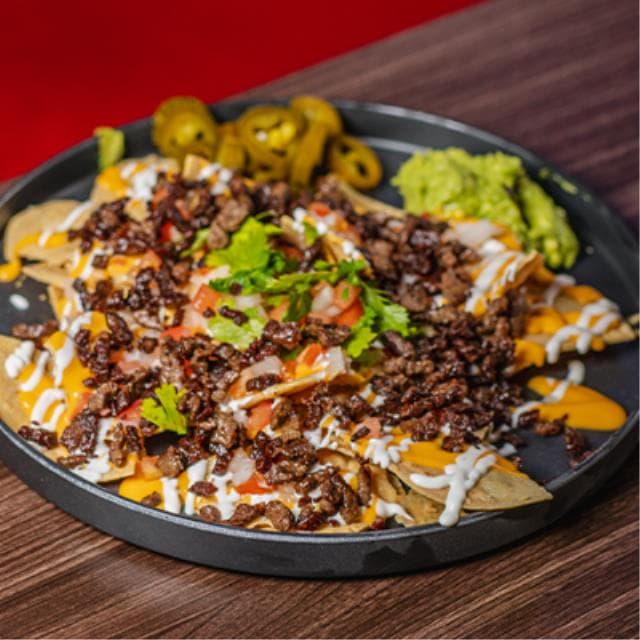 NACHOS CON ARRACHERA