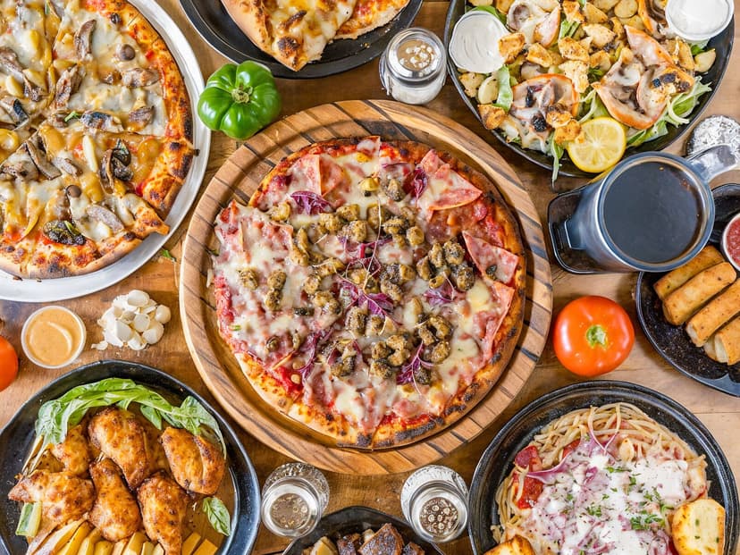 RHINOS PIZZERIA
