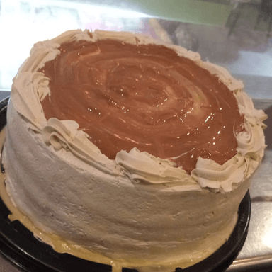 Pastel Dulce de Leche Entero (10 Rebanadas)