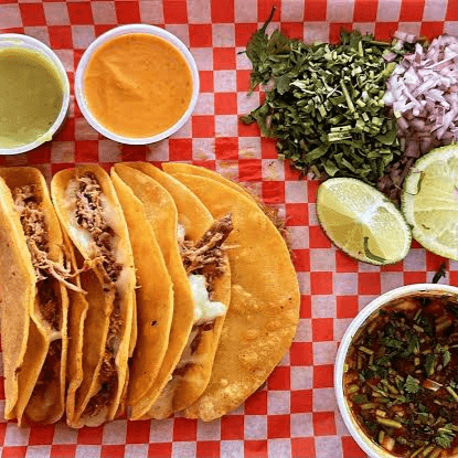 Orden de Tacos de Birria