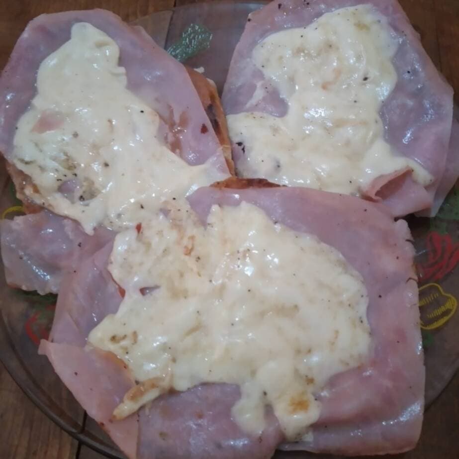 Molletes con Jamón