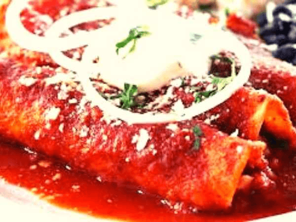 Enchiladas Rojas de Queso