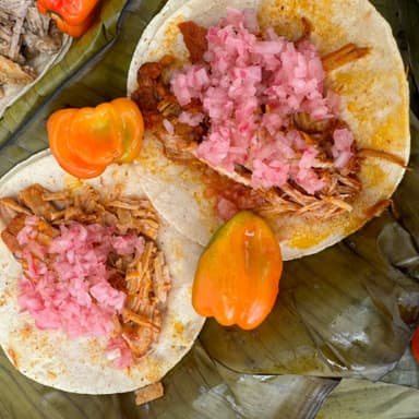 TACOS DE COCHINITA