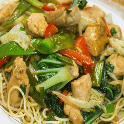 Tallarín con Pollo