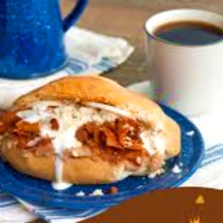 TORTA DE CHILAQUILES SENCILLA MAS CAFE DE OLLA