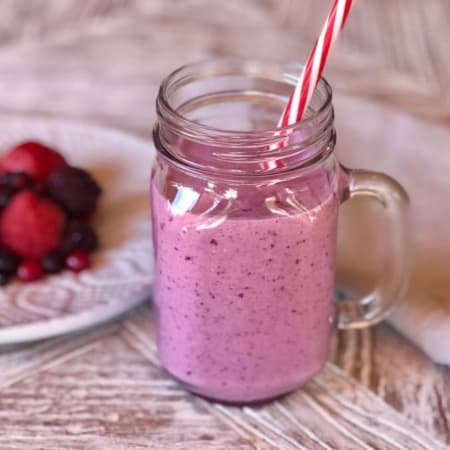 Smoothie frutos rojos de leche