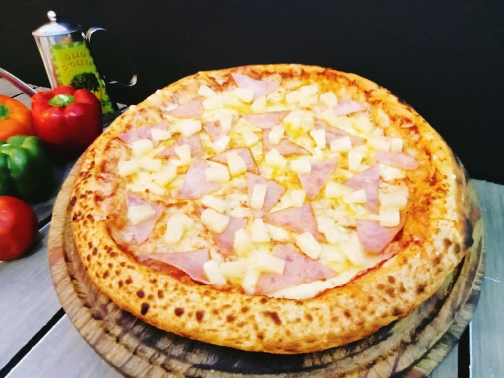 Pizza Hawaiana