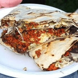 Tlayuda con 1 Carne