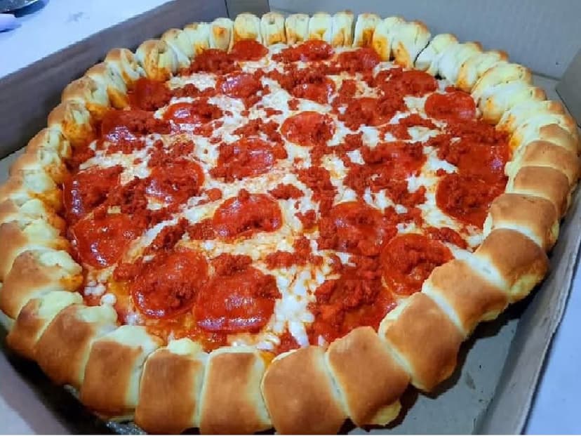 Charlys Pizza