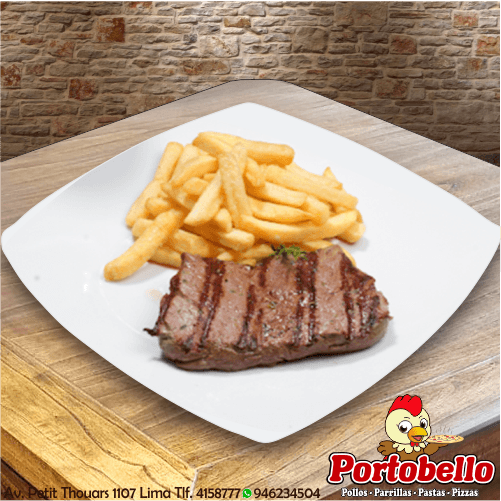 Bife con Papas y Ensalada Cocida