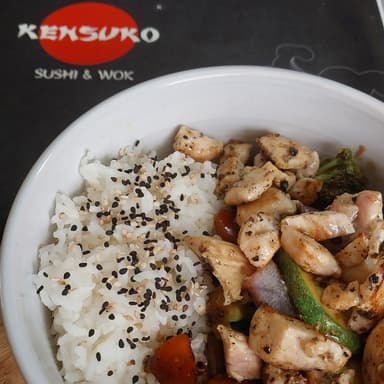 Bowl de Pollo con Salsa teriyaki