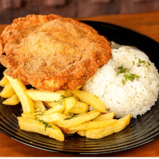 Milanesa de Pollo con Papas Fritas