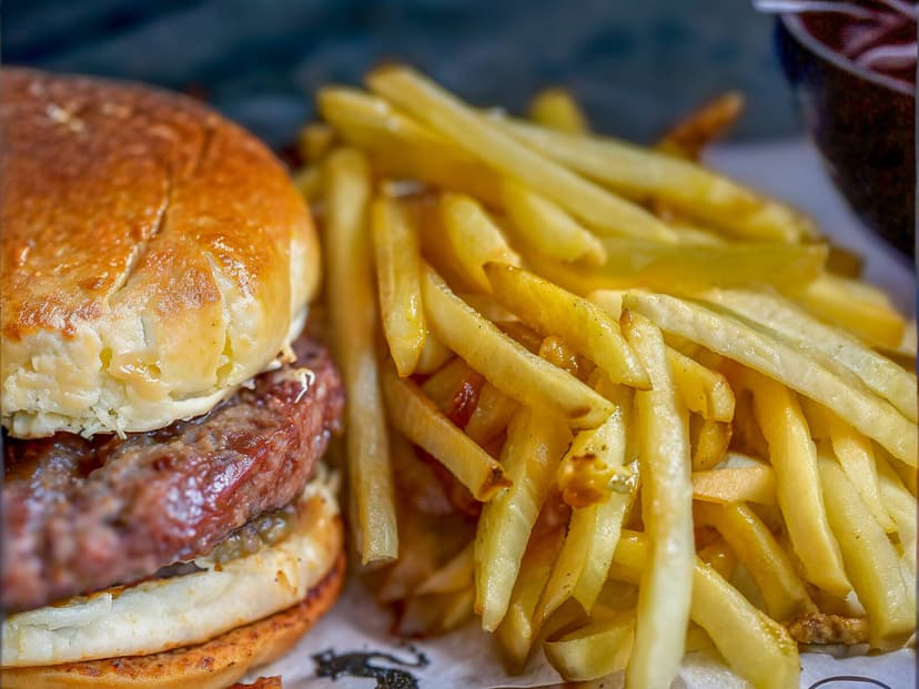 MONISH HAMBURGESAS