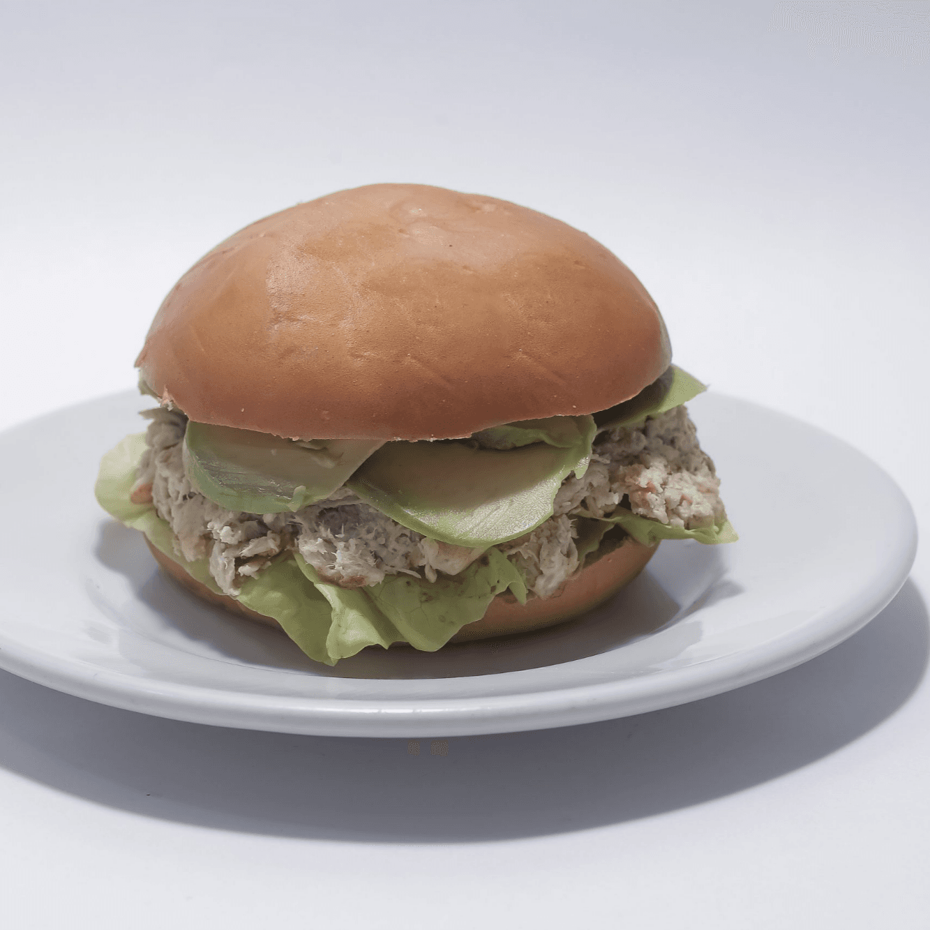 Pan con Palta y Pollo