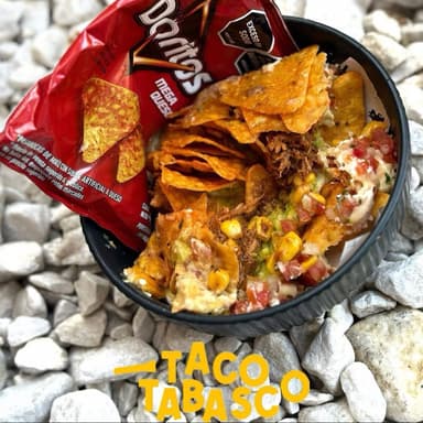 Dorilocos con Birria