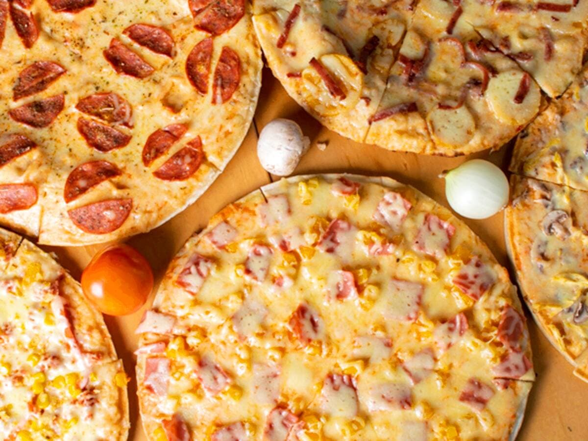 Romona Pizza and Quick Caney