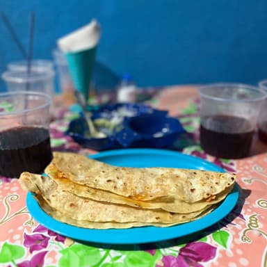 QUESADILLA DE POLLO