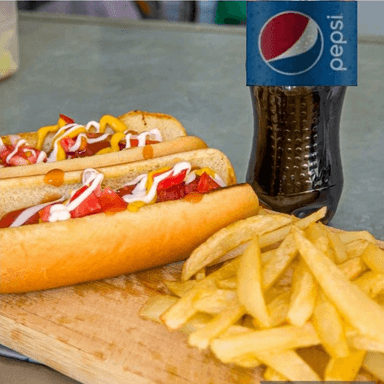 Hot Dog con Papas y Refresco