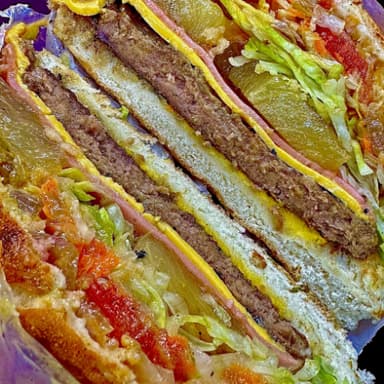HAMBURGUESA TOCI-PIÑA
