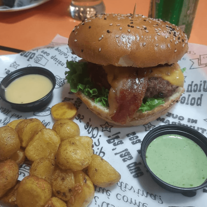 Promo Burguer Americana (Compra 2 y pagas 1)
