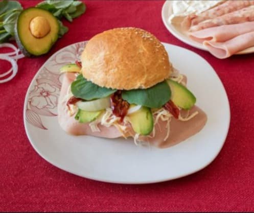 La Poblana Cemitas Futboleras