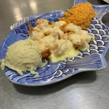 Camarón Gratinado