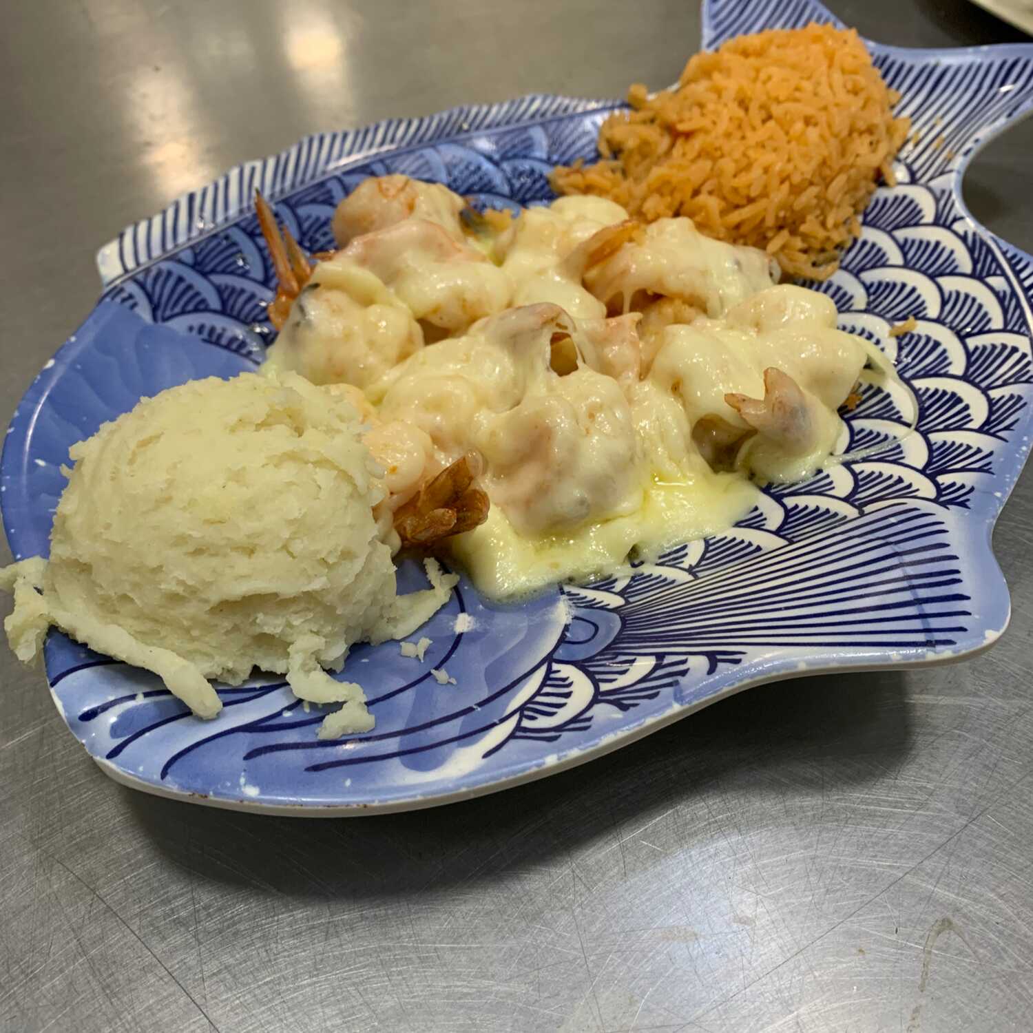 Camarón Gratinado